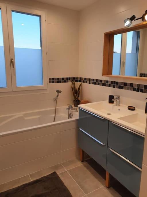 Appartement F3 Eurexpo Groupama Stadium Meyzieu Centre Dış mekan fotoğraf