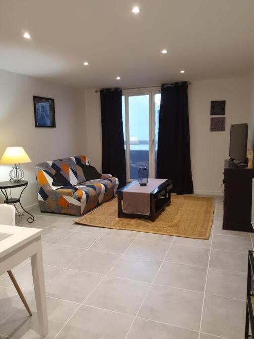 Appartement F3 Eurexpo Groupama Stadium Meyzieu Centre Dış mekan fotoğraf